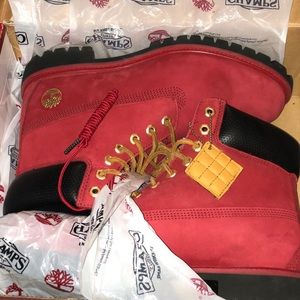 Limited edition Timbs